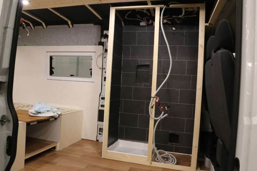 Camper-Toilette und Dusche im Wohnmobil - CU